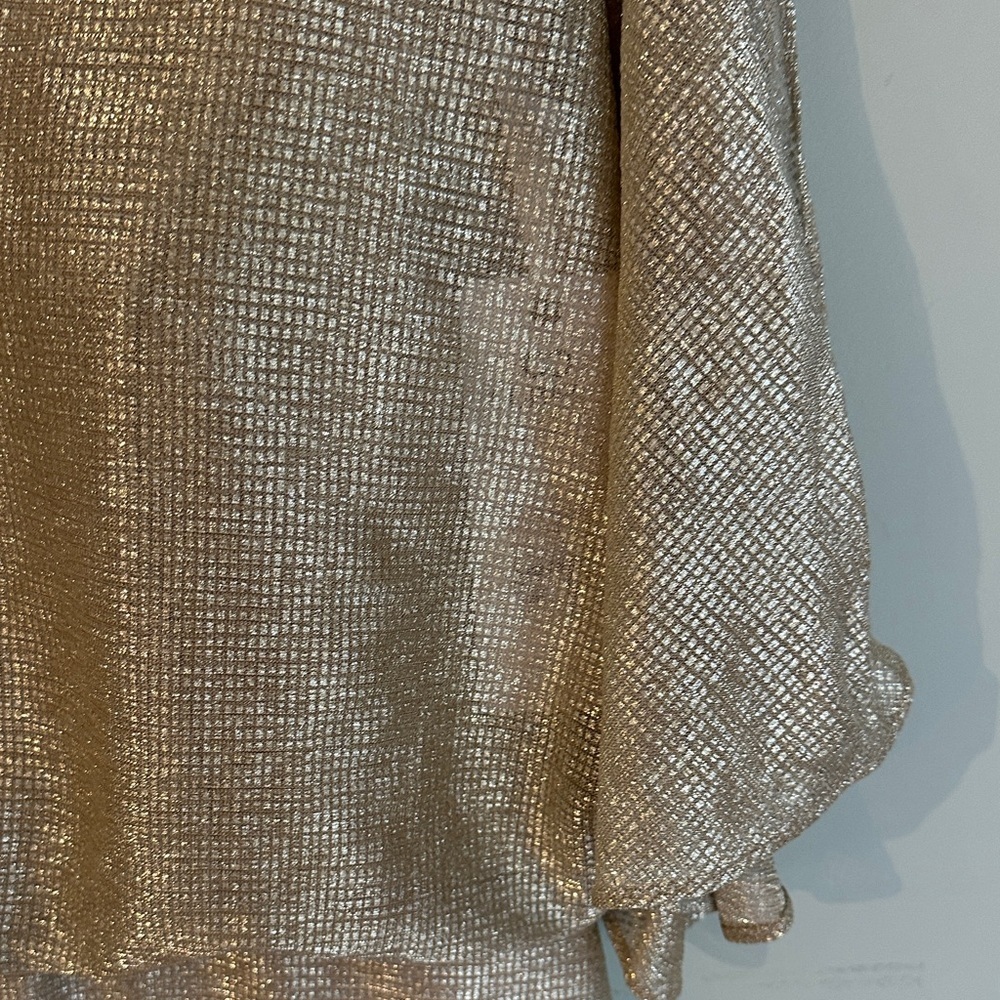 Elegant Gold Women's Dress - European imported - Picture 3 of 7